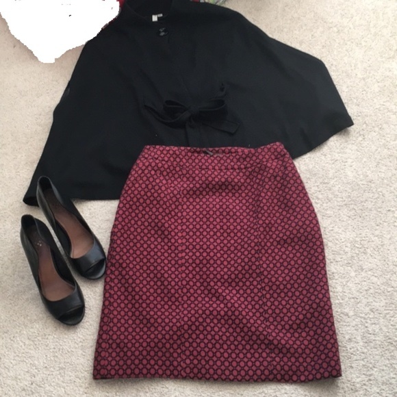 Pencil Print Skirt - Picture 4 of 7